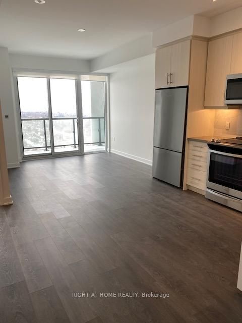 Photo 0 at Lph01 - 85 Oneida Crescent, Langstaff, Richmond Hill