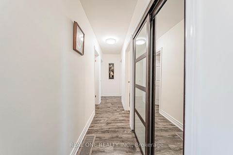 Photo 12 at 60 Paperbirch Drive, Don Mills, Toronto