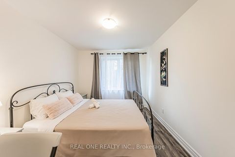 Photo 16 at 60 Paperbirch Drive, Don Mills, Toronto Photo 16 at 60 Paperbirch Drive, Don Mills, Toronto