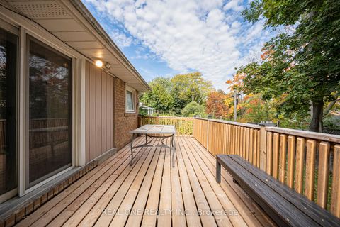 Photo 28 at 60 Paperbirch Drive, Don Mills, Toronto