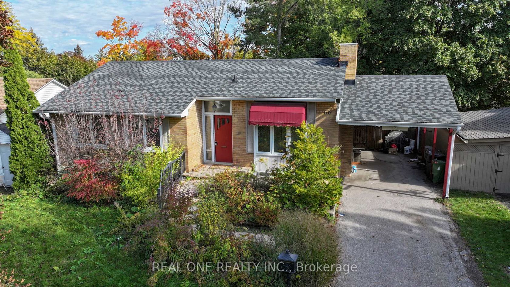 60 Paperbirch Drive, Don Mills, Toronto photo number 2 60 Paperbirch Drive, Don Mills, Toronto photo number 2
