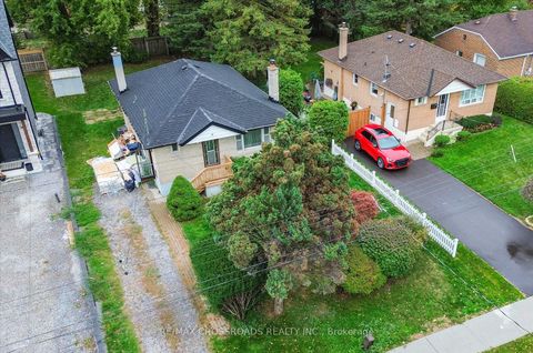 Photo 5 at 9 Euclid Avenue, Highland Creek, Toronto