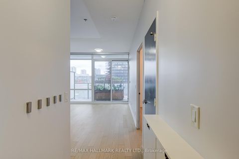 Photo 14 at S513 - 120 Bayview Avenue, Waterfront Communities C8, Toronto