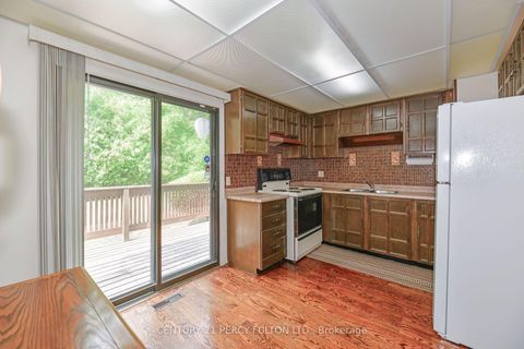 Photo 6 at 74 John Stoner Drive, Malvern, Toronto