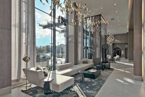 Photo 3 at 638 - 20 Inn On The Park Drive, Don Mills, Toronto