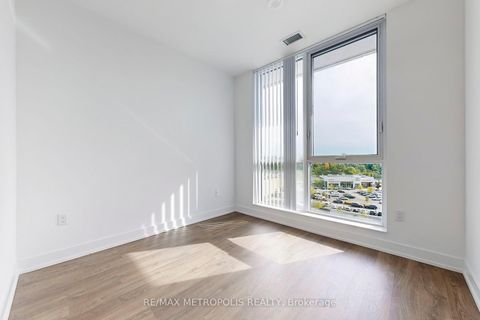Photo 15 at 638 - 20 Inn On The Park Drive, Don Mills, Toronto