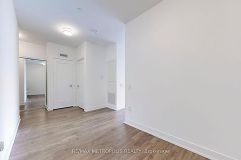 Photo 22 at 638 - 20 Inn On The Park Drive, Don Mills, Toronto