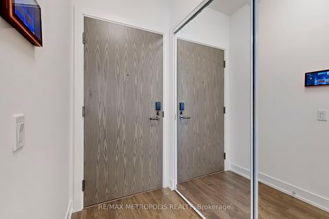 Photo 25 at 638 - 20 Inn On The Park Drive, Don Mills, Toronto