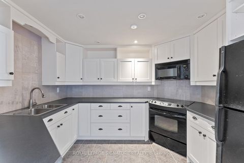 Photo 15 at 2436 - 33 Harbour Square, Waterfront Communities C1, Toronto