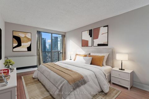 Photo 17 at 2436 - 33 Harbour Square, Waterfront Communities C1, Toronto