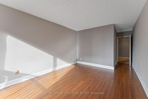Photo 20 at 2436 - 33 Harbour Square, Waterfront Communities C1, Toronto