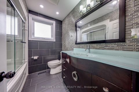 Photo 24 at 17 Slater Court, Jane Heights, Toronto