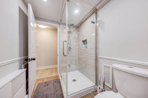 Photo 31 at 17 Slater Court, Jane Heights, Toronto