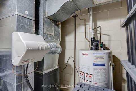 Photo 34 at 17 Slater Court, Jane Heights, Toronto