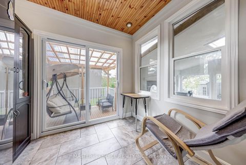 Photo 35 at 17 Slater Court, Jane Heights, Toronto