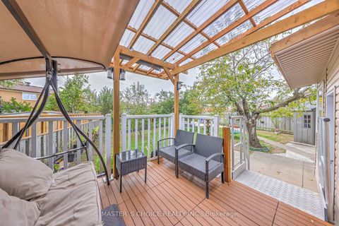 Photo 37 at 17 Slater Court, Jane Heights, Toronto