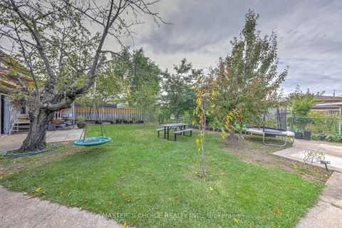 Photo 44 at 17 Slater Court, Jane Heights, Toronto