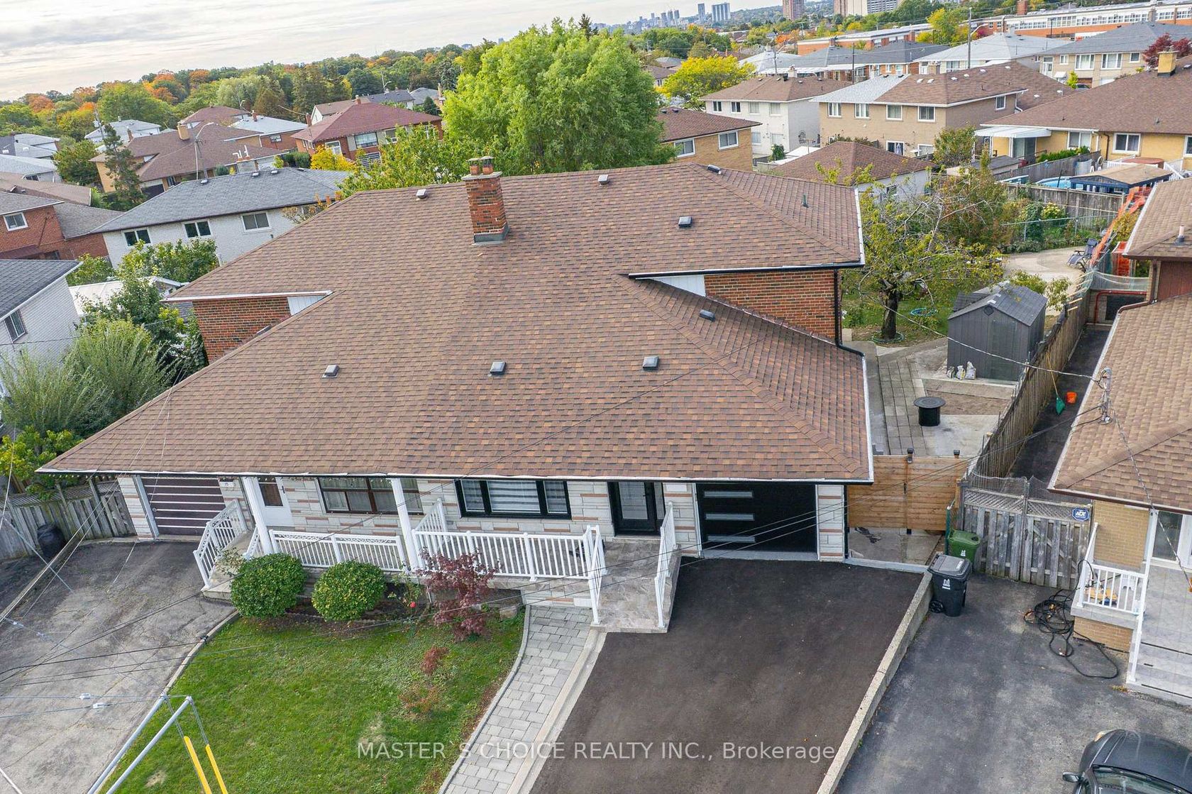Photo 3 at 17 Slater Court, Jane Heights, Toronto Photo 3 at 17 Slater Court, Jane Heights, Toronto