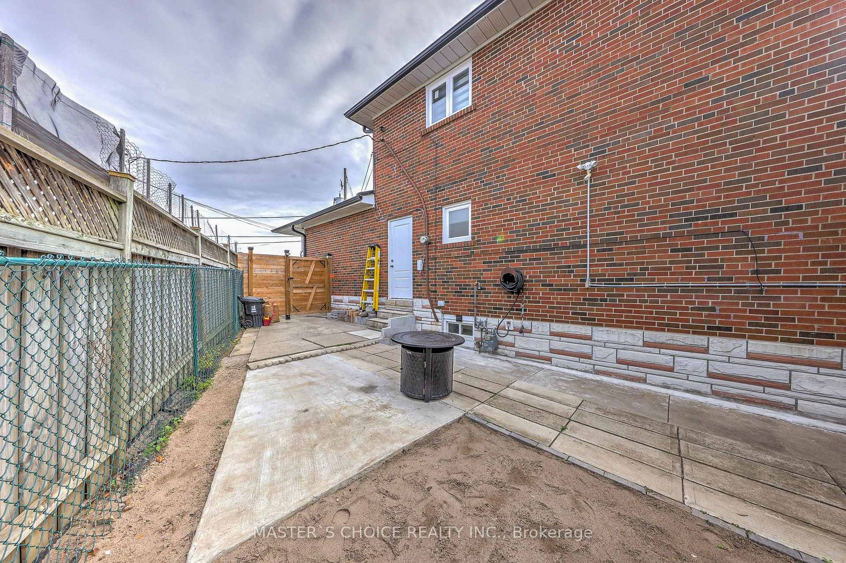 Photo 41 at 17 Slater Court, Jane Heights, Toronto Photo 41 at 17 Slater Court, Jane Heights, Toronto