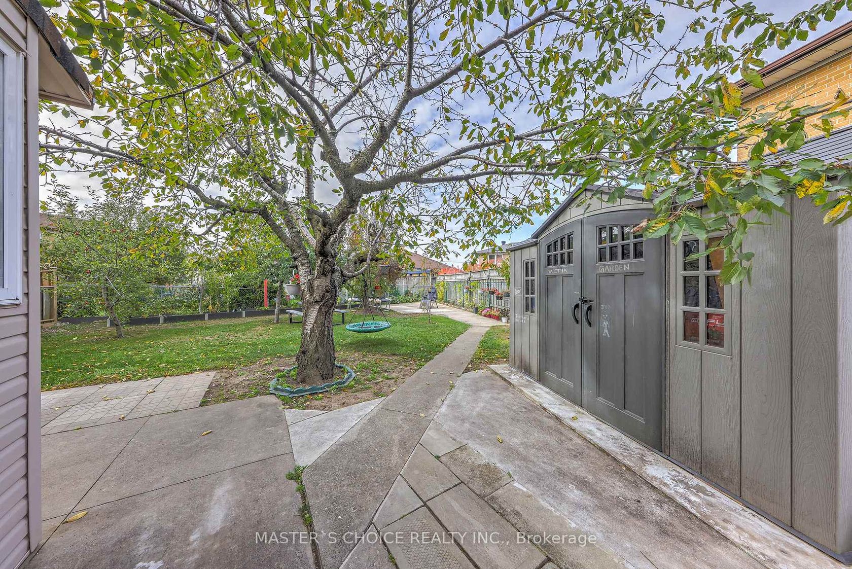 Photo 42 at 17 Slater Court, Jane Heights, Toronto Photo 42 at 17 Slater Court, Jane Heights, Toronto