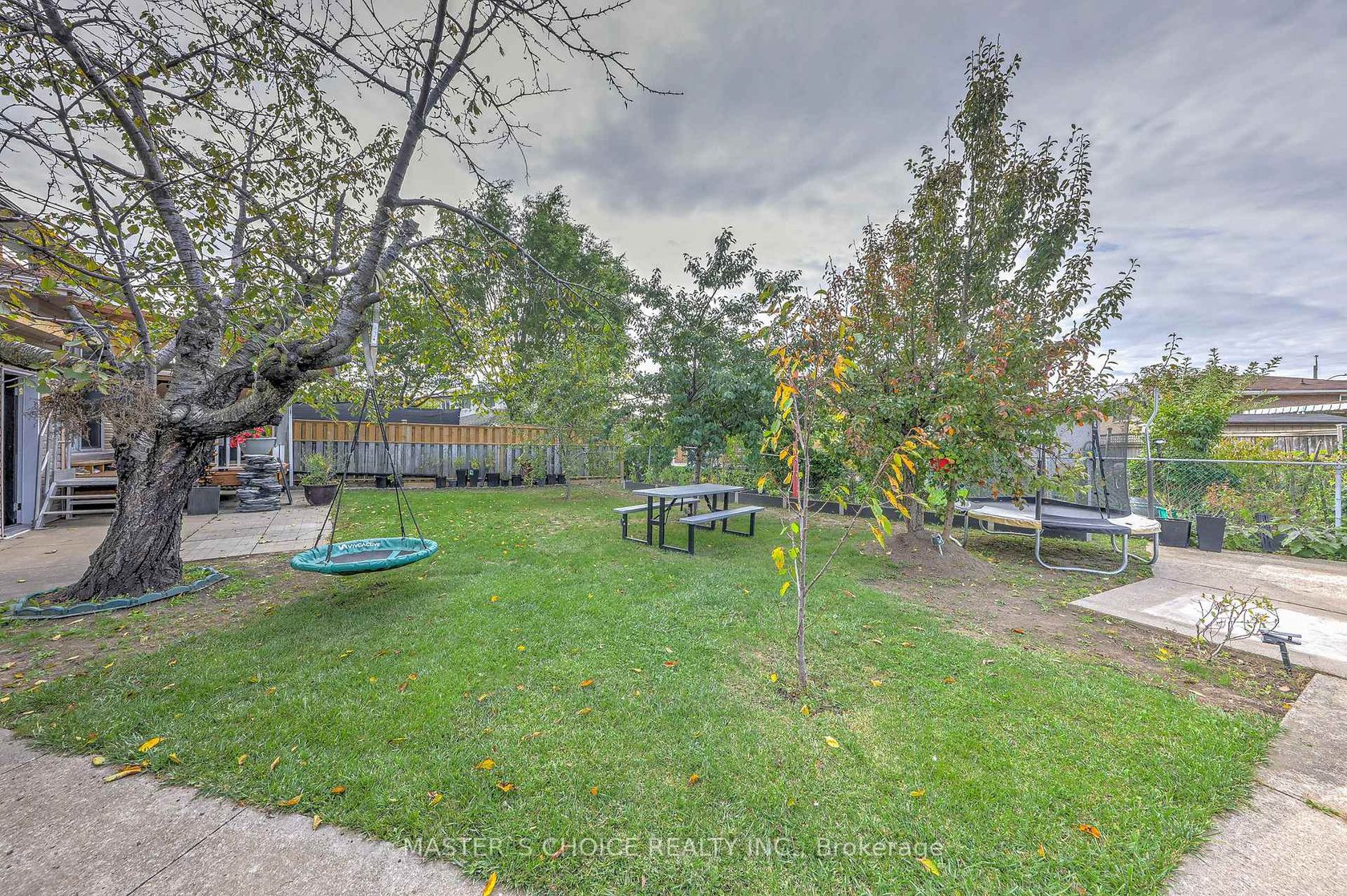 Photo 44 at 17 Slater Court, Jane Heights, Toronto Photo 44 at 17 Slater Court, Jane Heights, Toronto