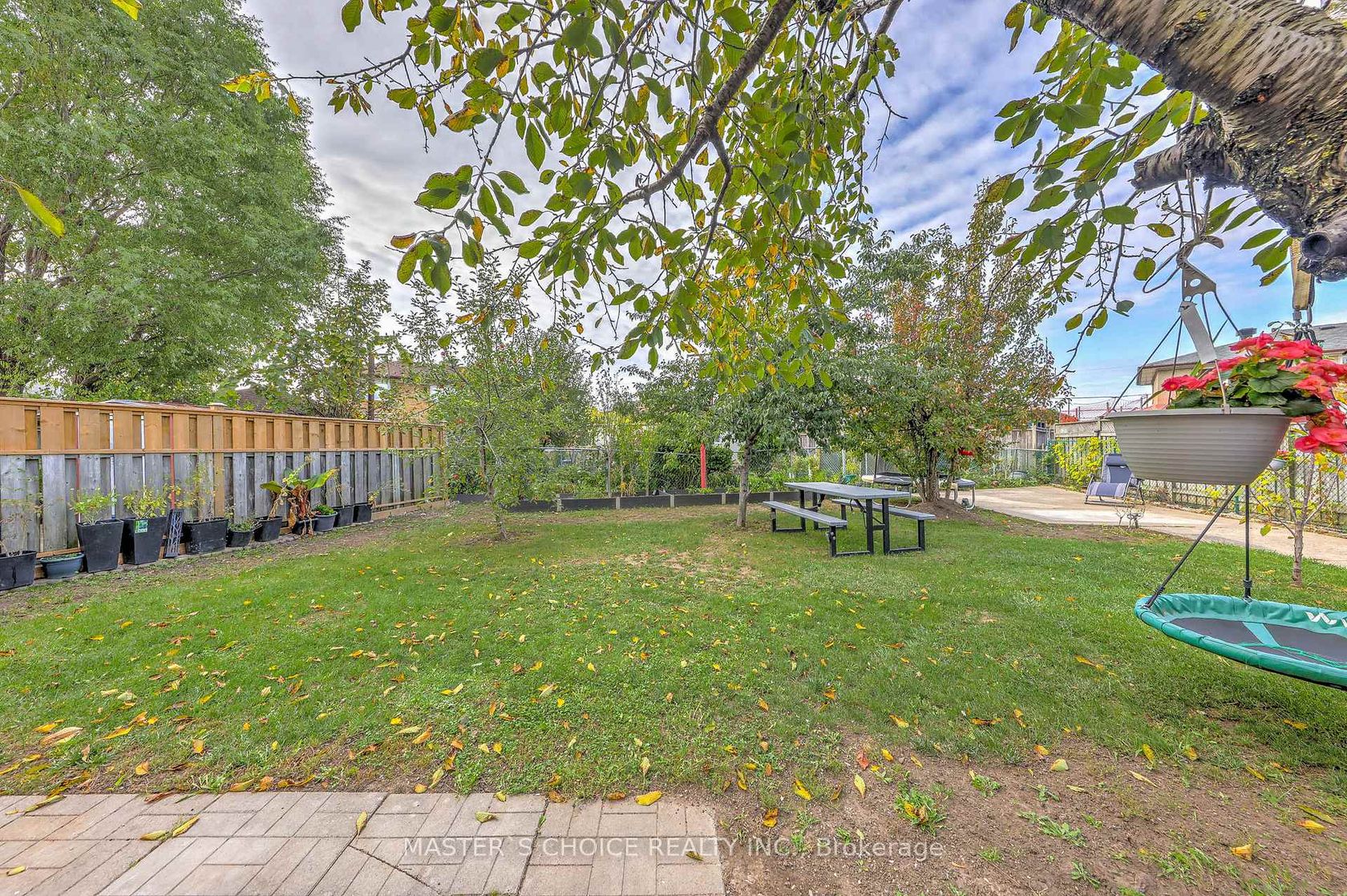 Photo 45 at 17 Slater Court, Jane Heights, Toronto Photo 45 at 17 Slater Court, Jane Heights, Toronto