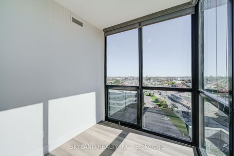 Photo 24 at 903 - 2900 Highway 7 Road, Concord, Vaughan