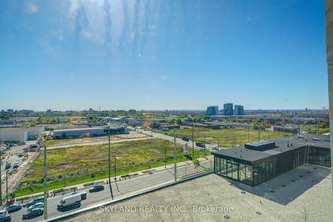 Photo 35 at 903 - 2900 Highway 7 Road, Concord, Vaughan