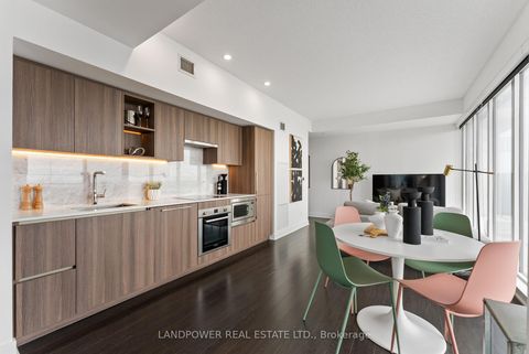 Photo 10 at 3812 - 19 Bathurst Street, Waterfront Communities C1, Toronto