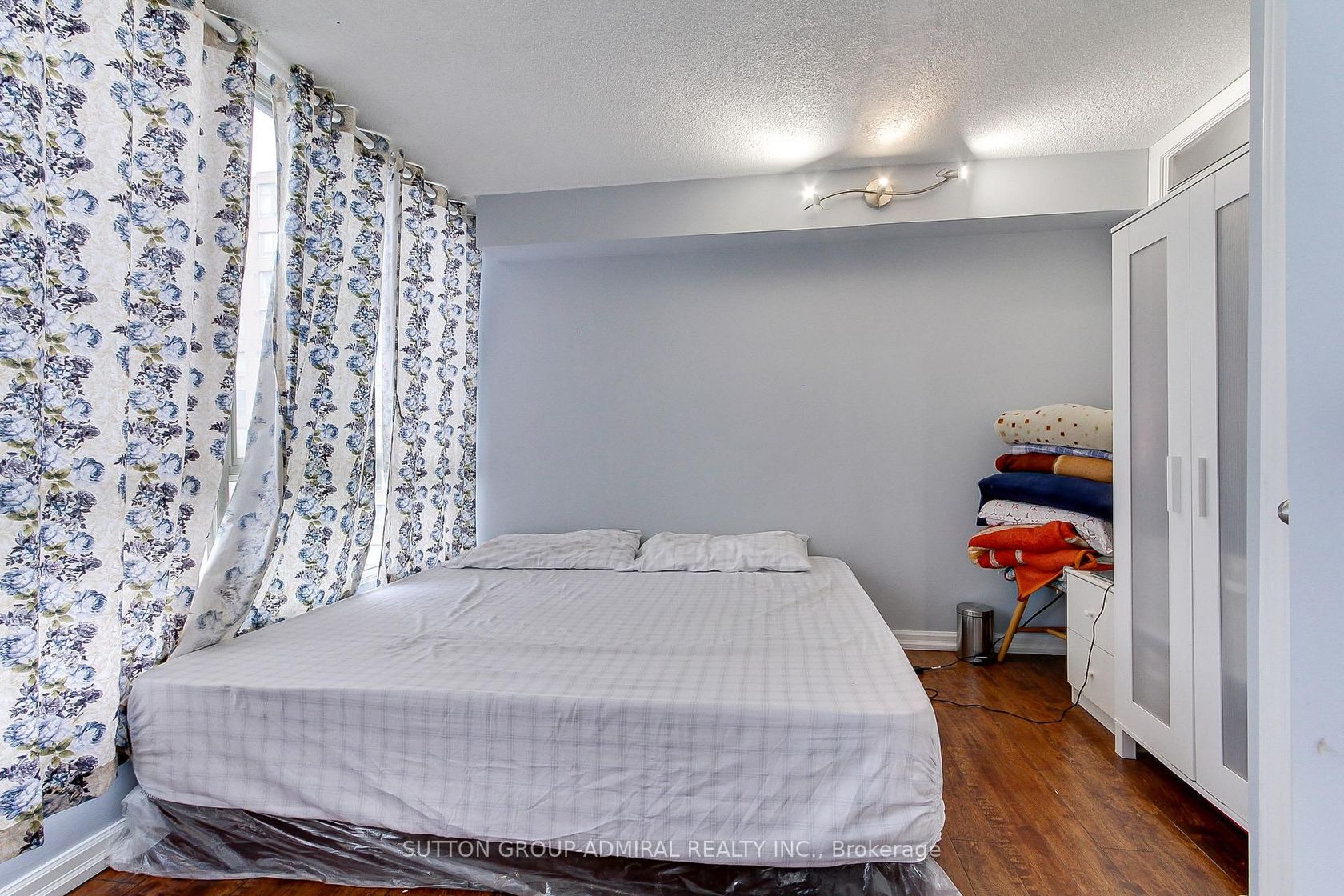 Photo 18 at 1205 - 2470 Eglinton Avenue W, Greenbrook, Toronto Photo 18 at 1205 - 2470 Eglinton Avenue W, Greenbrook, Toronto