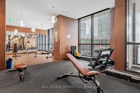 Photo 28 at 816 - 19 Bathurst Street, Waterfront Communities C1, Toronto