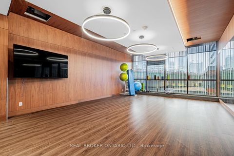 Photo 30 at 816 - 19 Bathurst Street, Waterfront Communities C1, Toronto