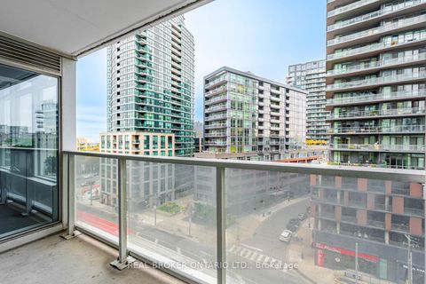 Photo 38 at 816 - 19 Bathurst Street, Waterfront Communities C1, Toronto