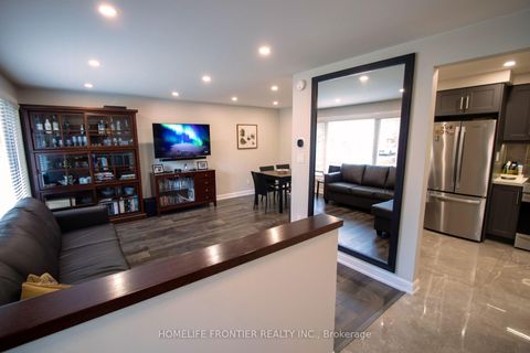 Photo 2 at 59 Dowswell Drive, Malvern, Toronto