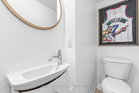 Photo 11 at 838 - 46 Western Battery Road, Niagara, Toronto