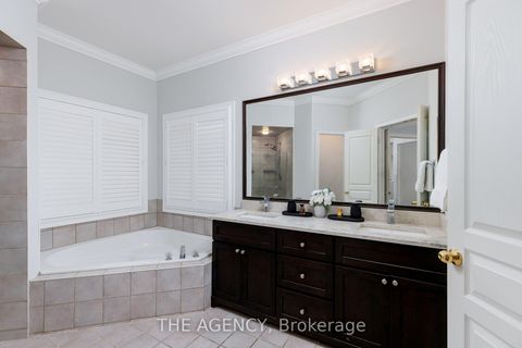 Photo 21 at 703 Madeline Heights, Wyndham, Newmarket