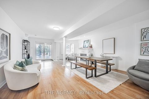 Photo 33 at 703 Madeline Heights, Wyndham, Newmarket