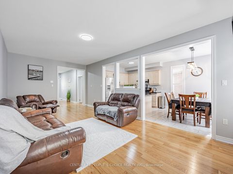 Photo 4 at 118A MANSE Road, West Hill, Toronto Photo 4 at 118A MANSE Road, West Hill, Toronto