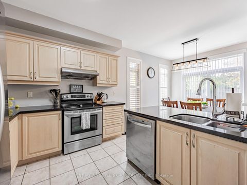 Photo 7 at 118A MANSE Road, West Hill, Toronto