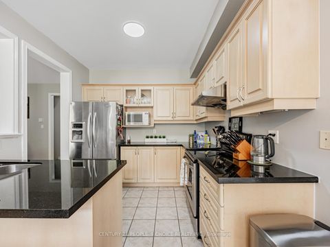 Photo 8 at 118A MANSE Road, West Hill, Toronto