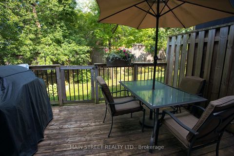 Photo 6 at 13 Quail Crescent, Ardagh, Barrie