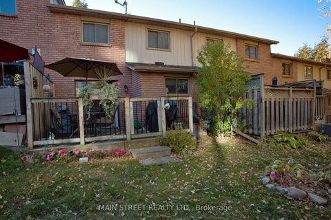 Photo 8 at 13 Quail Crescent, Ardagh, Barrie Photo 8 at 13 Quail Crescent, Ardagh, Barrie