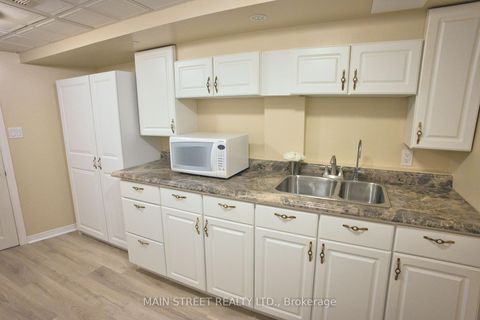 Photo 15 at 13 Quail Crescent, Ardagh, Barrie