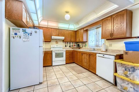 Photo 17 at 101 Waldie Road, BR Bronte, Oakville