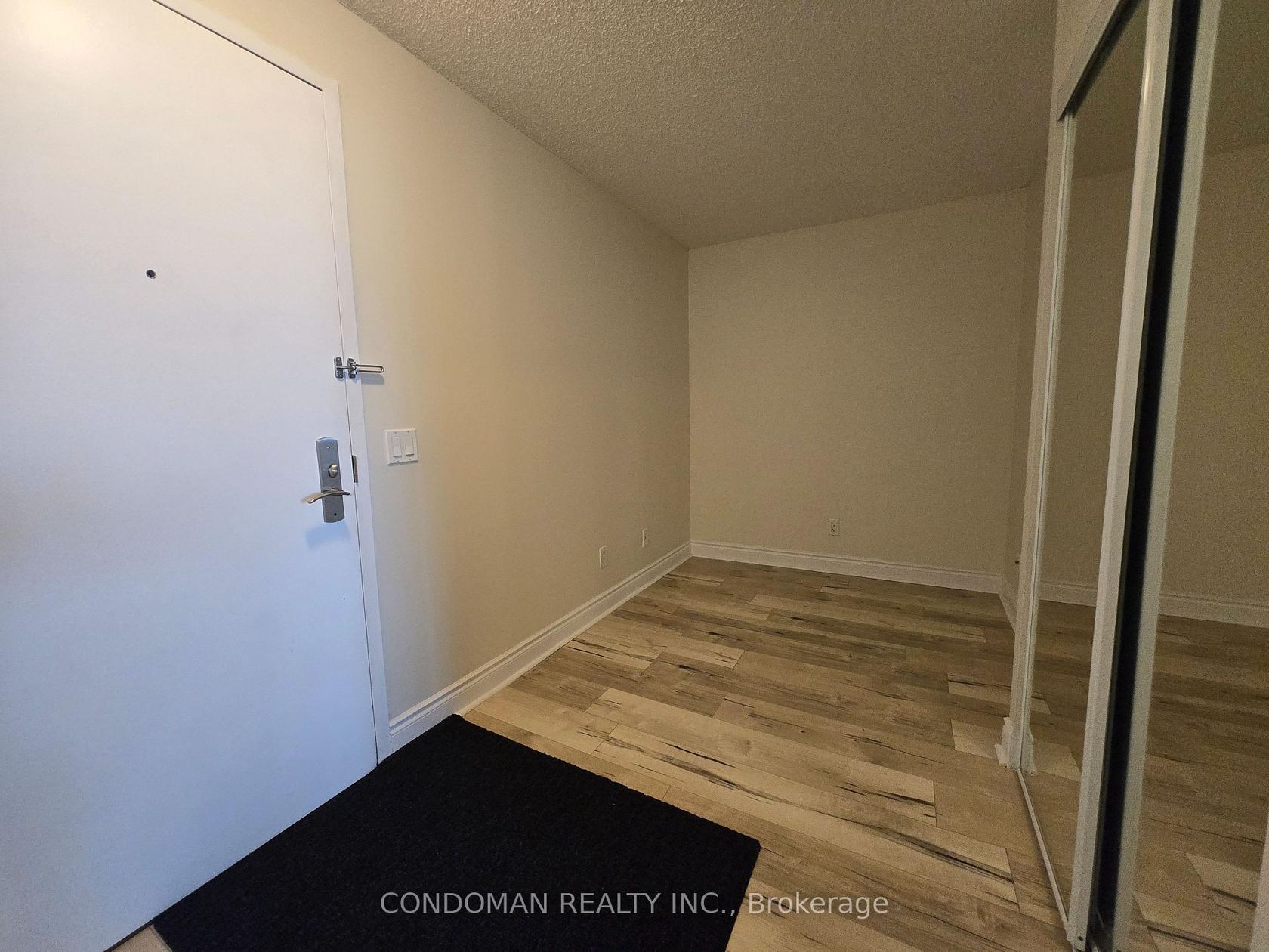 Photo 7 at 3303 - 763 Bay St Street, Bay Street Corridor, Toronto Photo 7 at 3303 - 763 Bay St Street, Bay Street Corridor, Toronto