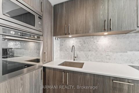 Photo 9 at 1213w - 27 Bathurst Street, Waterfront Communities C1, Toronto