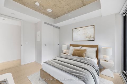Photo 11 at 807 - 5 Soudan Avenue, Mount Pleasant West, Toronto