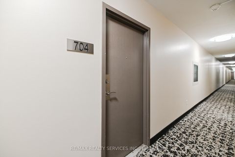 Photo 4 at 704 - 3390 Weston Road, Humbermede, Toronto