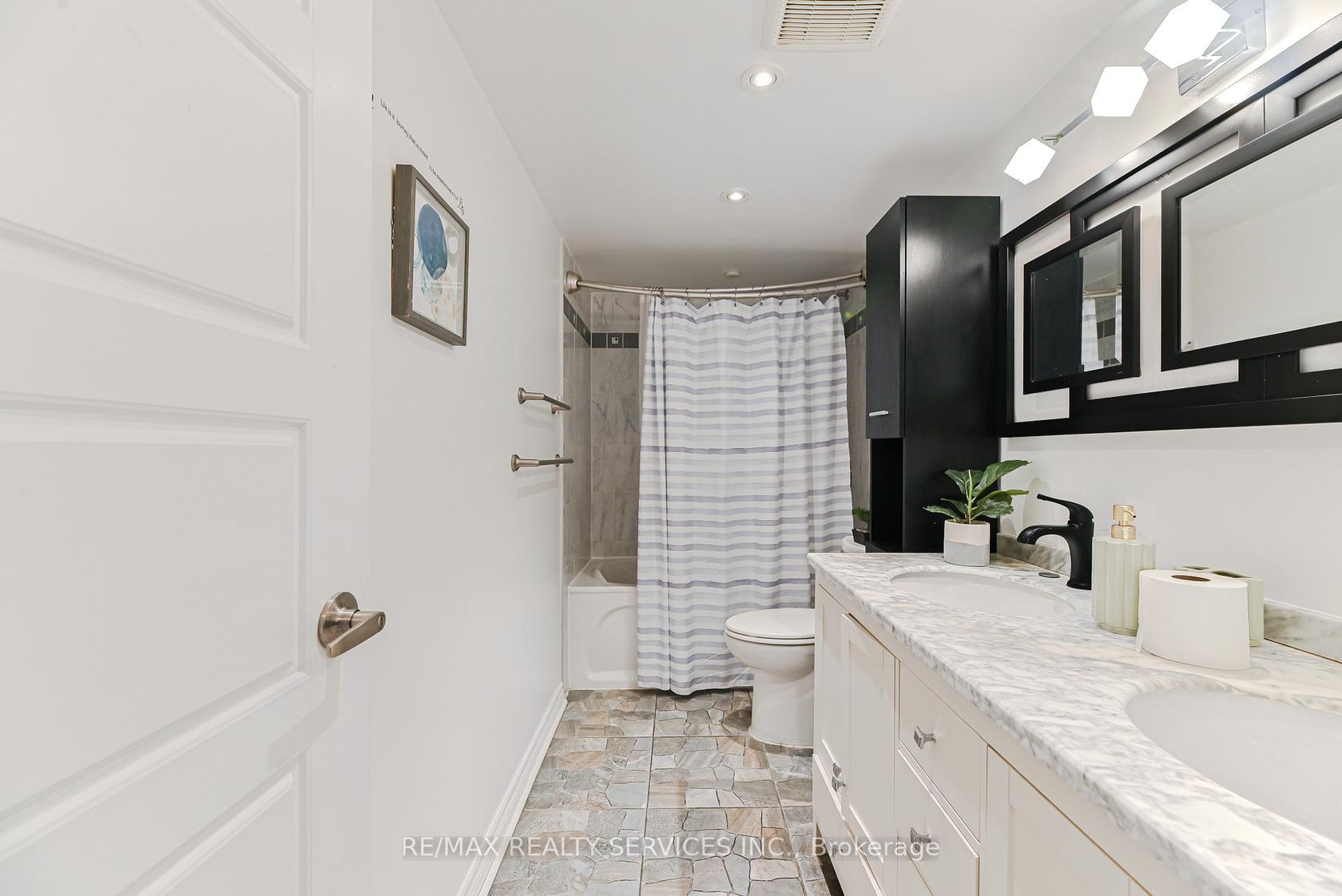 Photo 24 at 704 - 3390 Weston Road, Humbermede, Toronto Photo 24 at 704 - 3390 Weston Road, Humbermede, Toronto