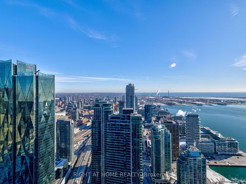 Photo 1 at 6306 - 88 Harbour Street, Waterfront Communities C1, Toronto